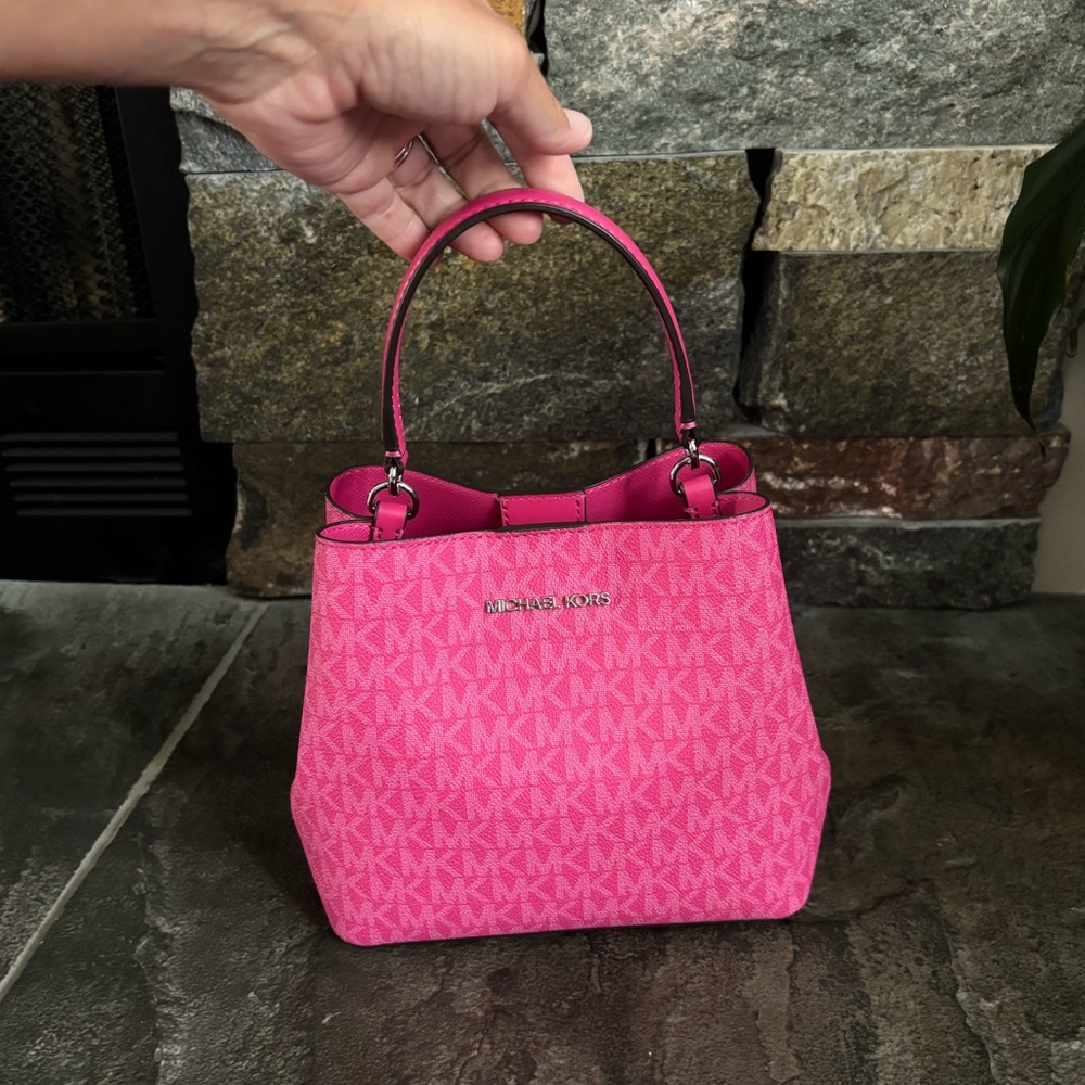 Michael Kors Pratt Small Logo Bucket Crossbody Shoulder Bag - Picture 8 of 16